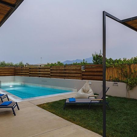 Iron Villas - Nefeli & Oniros Pangalochori Buitenkant foto